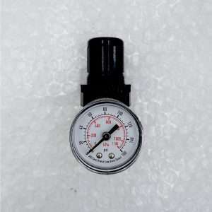 Regulador de aire 4ZM05 1/8" Tamaño Mini (Latón)